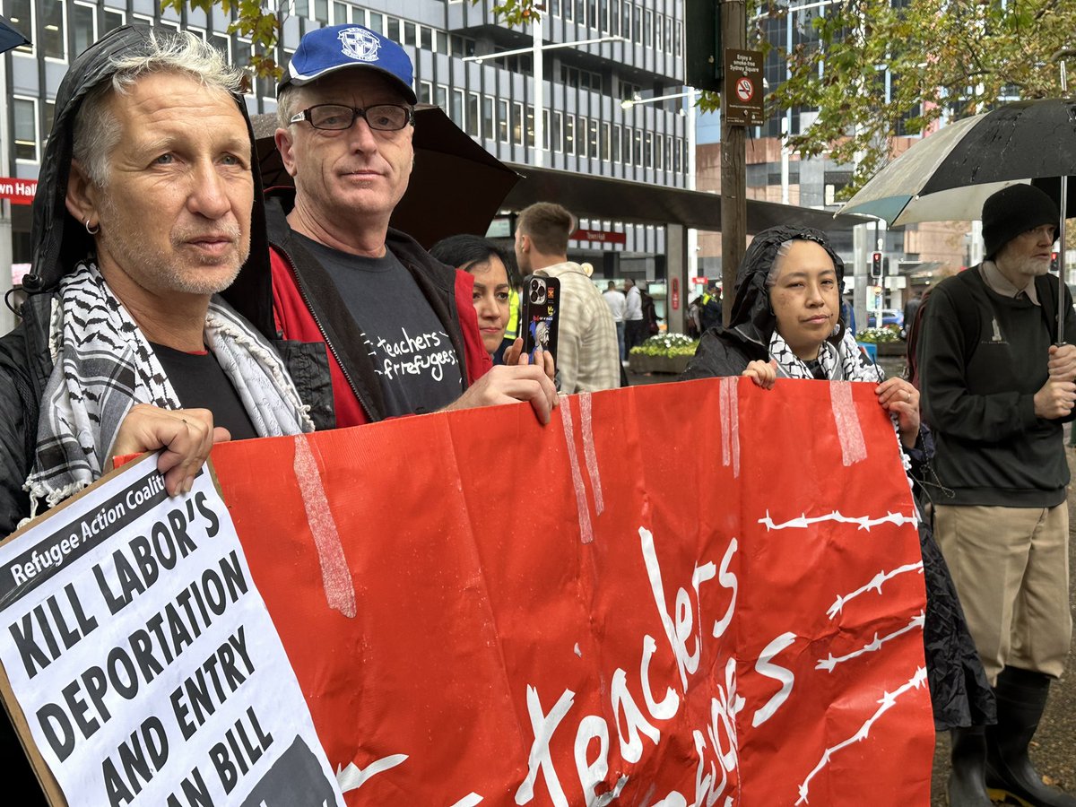 Teachers For Refugees at #KillTheBill immigration rally in Sydney #auspol