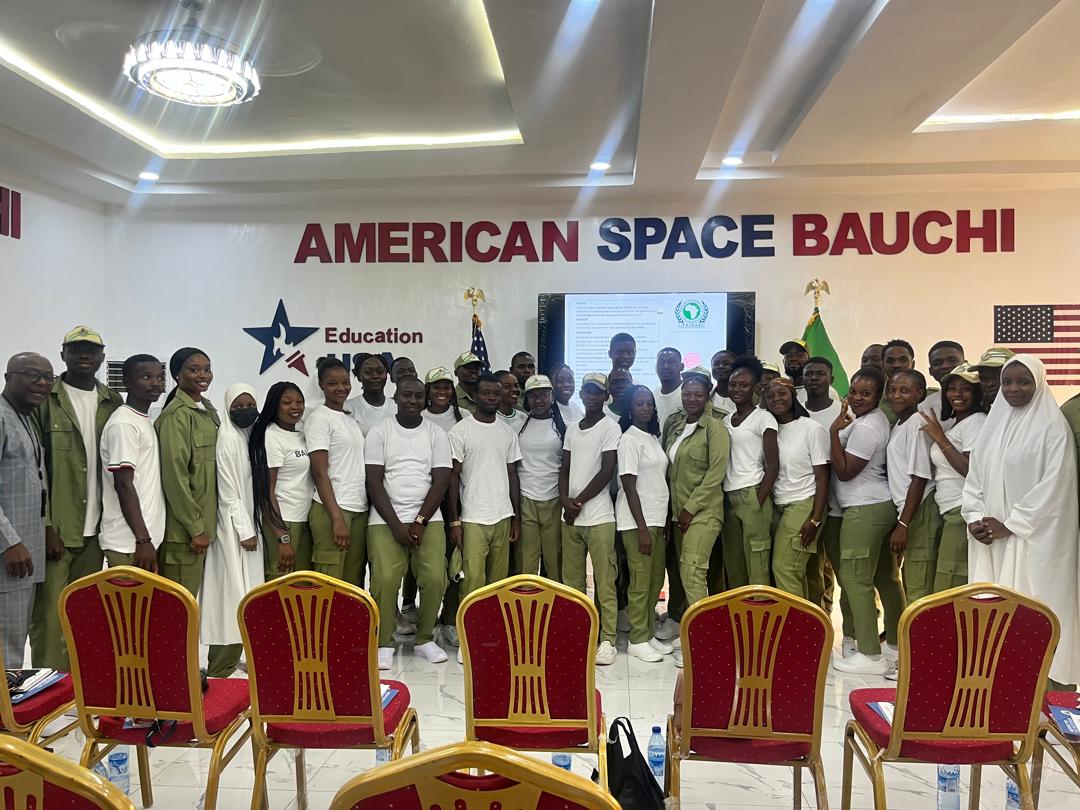 Unity they say is power. We had the opportunity to visit America Space Bauchi.
Where we discussed extensively the need to unit and move the country forward. Yoruba, Hausa and Igbo we are One in the eyes of God, so why discriminate.