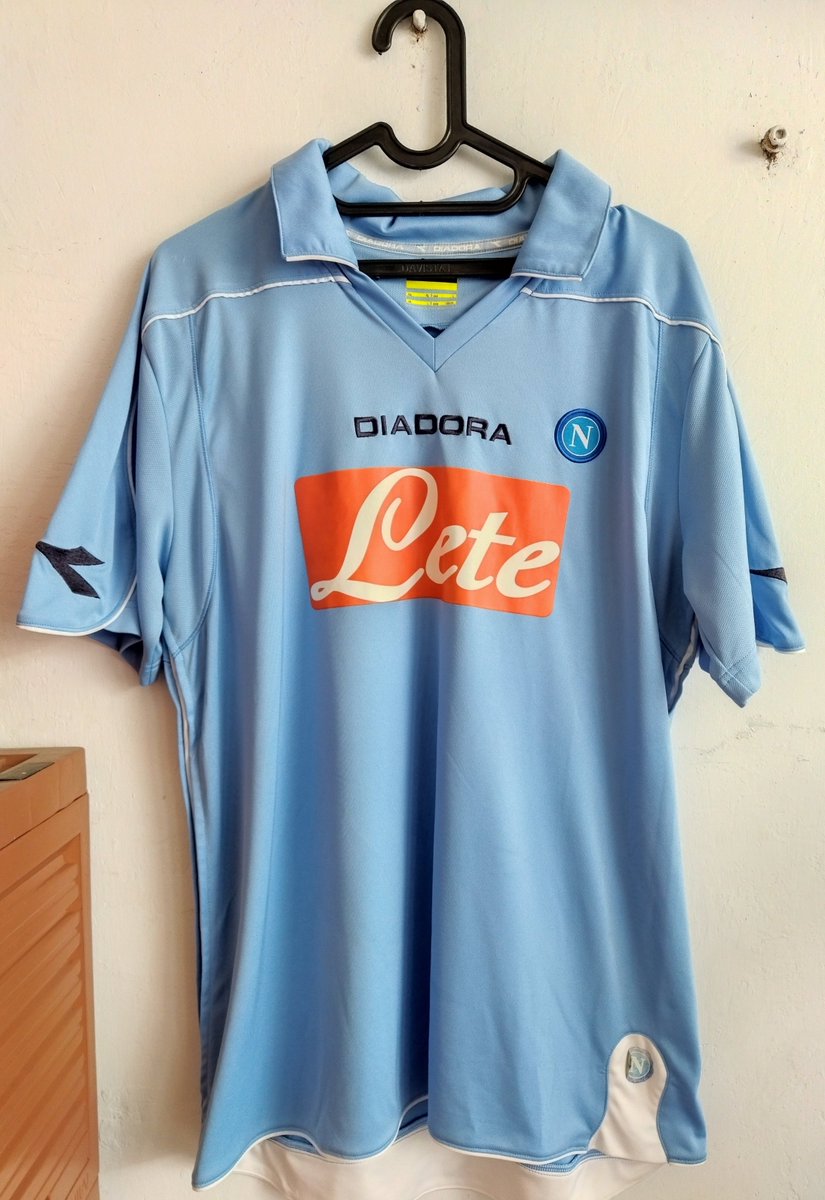 beinxatom's tweet image. Italy Away 2023
Mint Condition | Size XL
IDR 600K

SSC Napoli Home 2008 
Mint Condition | Size L
IDR 400K

For more info, DM 📩 #Jersey4Sale
@Jerseyforum