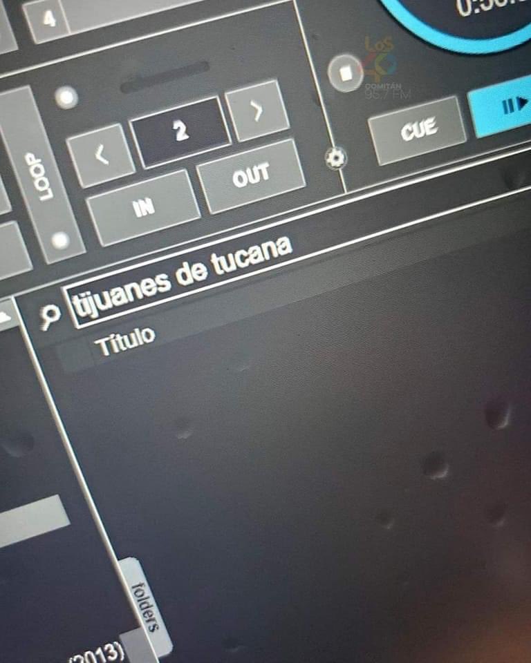 Yo buscando la música en la pda a las 4m