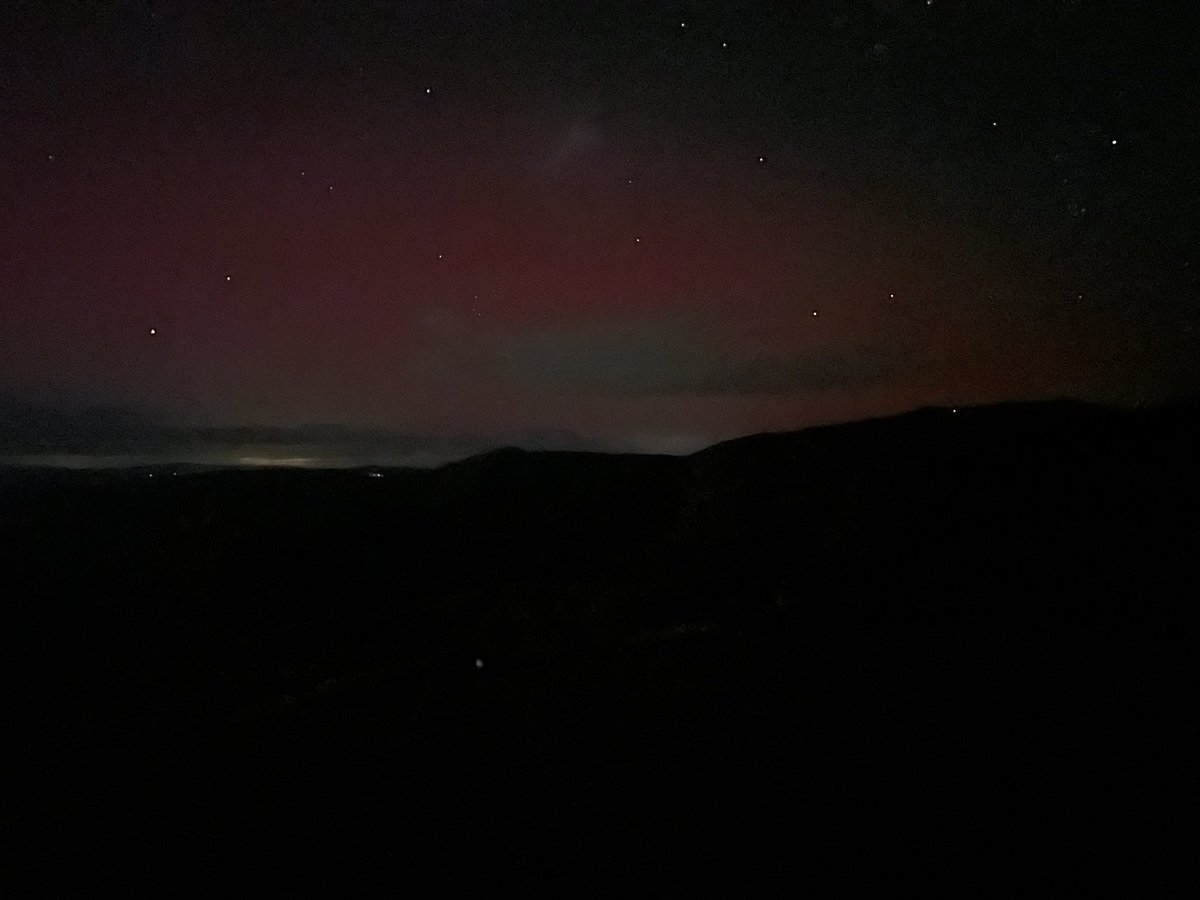MartinEFG's tweet photo. @RedGeoChile desde Angol con cámara de teléfono se pudo observar aurora austral (00.00 hrs aproximadamente) https://t.co/M6ZRnRsIgd
