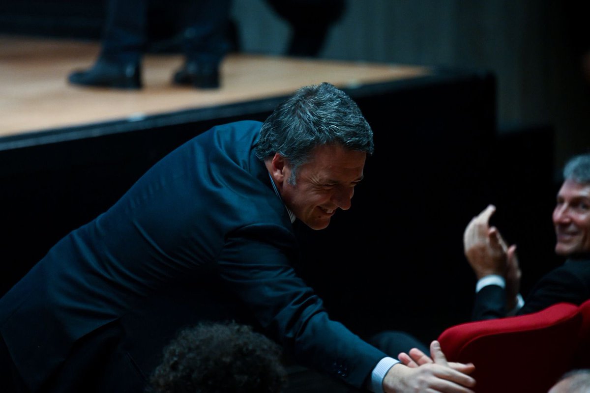 Finalmente un dibattito all’americana serio sulle questioni europee. Grazie ai giovani di Politics Hub e a Confindustria Lombardia. Mi sono confrontato con Tajani, Crosetto, Calenda e Giorgetti. Toni civili, qualche battuta che Tajani non ha gradito (non è più la Forza Italia