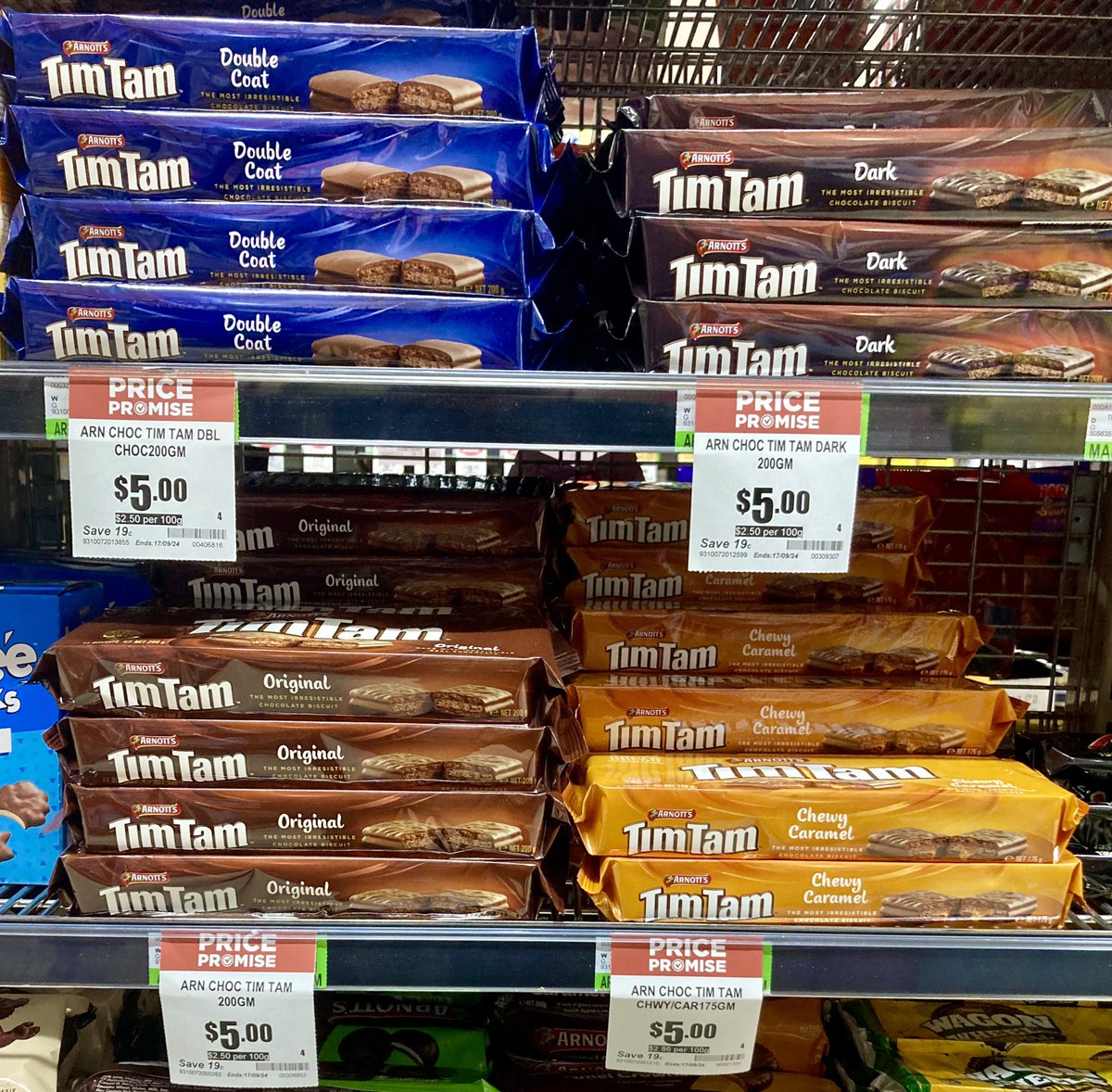 Vkthreepi's tweet photo. Forget about high interest rates, low #property values & the high cost of #fuel the real indicator of #economic #hardship is the cost of a packet of #timtams 😀 Up to $5.00 a packet in my local #supermarket We are all doomed! #hungryham #economics https://t.co/BJ5CbCOpSV