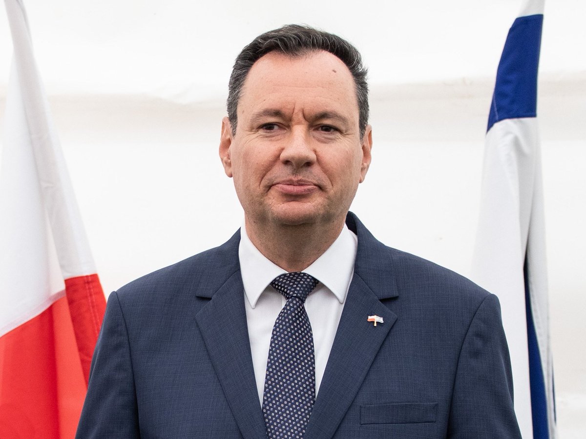 🇮🇱⚡️🇵🇱
Yacov Livne (ambasador🇮🇱Izraela w🇵🇱Polsce) na X:

Polska popierająca członkostwo Palestyny ​​w ONZ po masakrze 7.10 to: 

1. Niebezpieczny precedens nagradzania agresora.

 2. Kontynuacja antyzachodniej decyzji z 1988 roku pod przewodnictwem Sowietów o uznaniu „państwa…