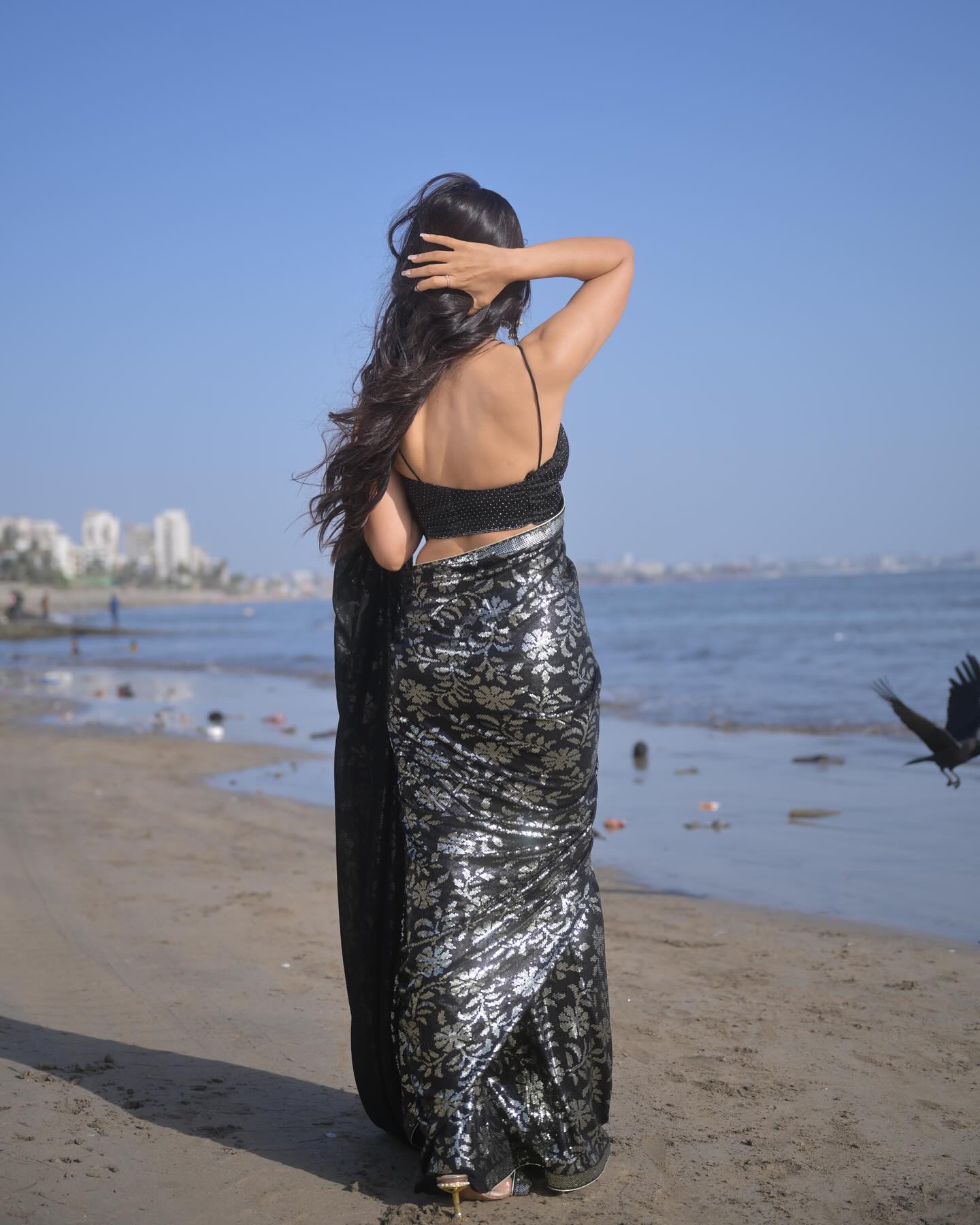 GNRuqIhbIAAeLk5?format=jpg&name=large