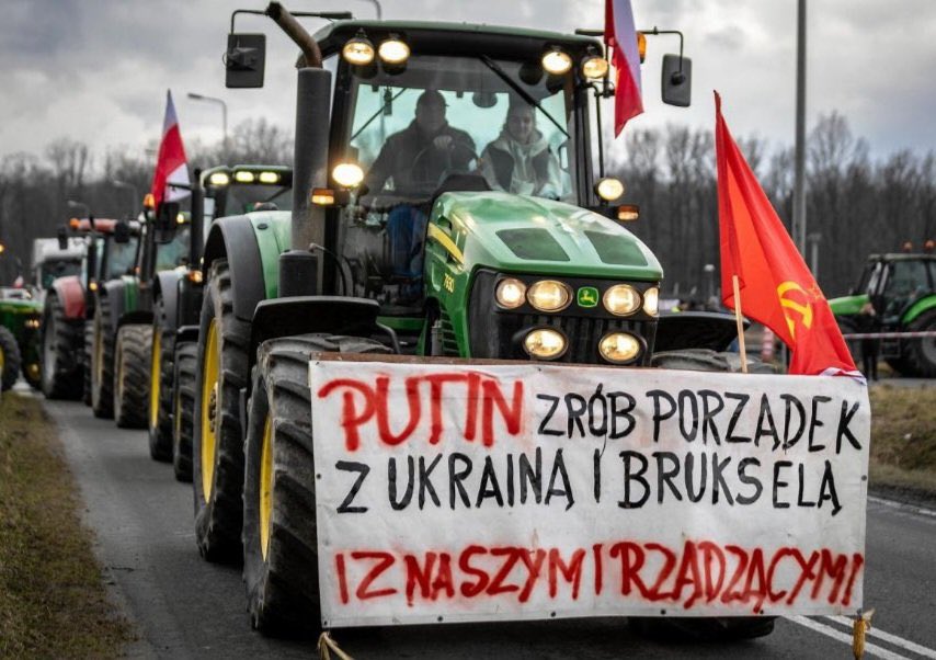 Scrolluj dalej, to tylko uczestniczka wczorajszego apolitycznego protestu rolników i trzody chlewnej z PiS, ze wstążką gieorgijewską, symbolem kacapskiej agresji na Ukrainę

Oni już nawet nie udają

#KremlowskiRolnik #PiStoRosja