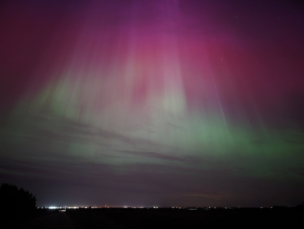 Northern lights over Stettler #Auroraborealis #explorestettler