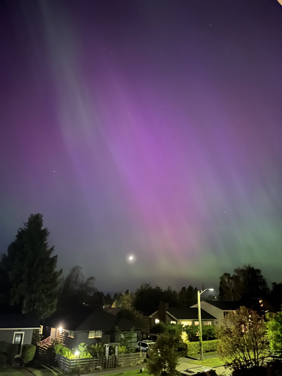 View from our window #Auroraborealis #westseattle #Seattle