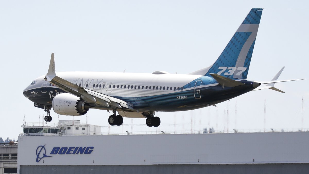 Spirit AeroSystems, un fournisseur clé de #Boeing et le seul fabricant de fuselages de #B737MAX , a déclaré qu'il produisait actuellement les fuselages à un rythme bien inférieur au rythme de production prévu par Boeing de 38 par mois, et qu'il n'était pas prévu d'augmenter dans…