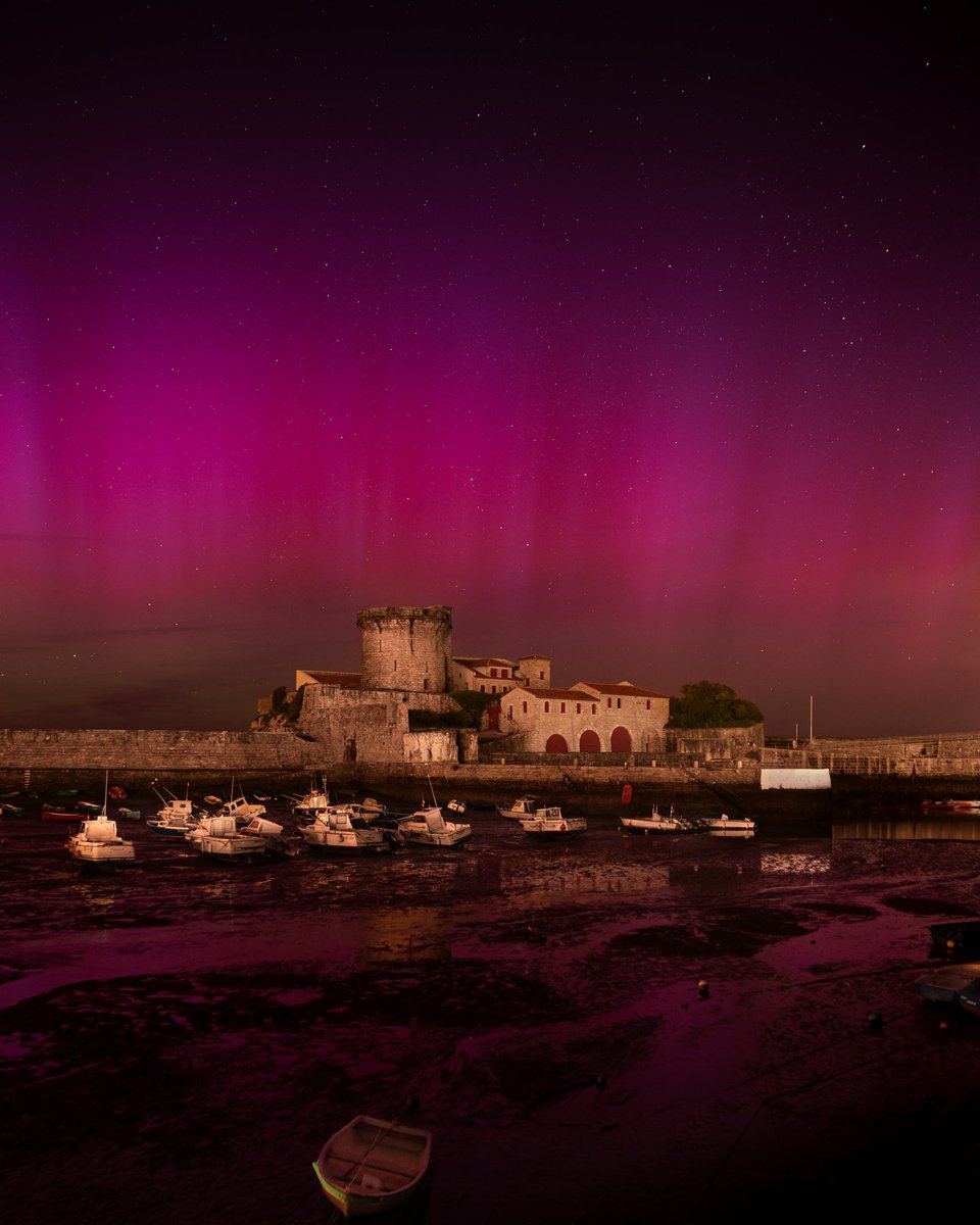 Nuit féerique au Pays Basque #Auroraborealis #auroreboreale #AURORE #auroresboreales