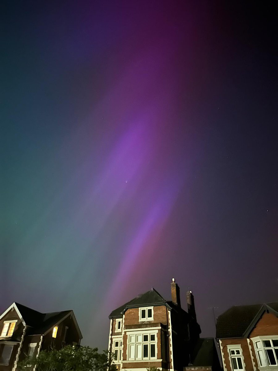 “The north! The north! From out the north What founts of light are breaking forth, And streaming up these evening skies, A glorious wonder to our eyes!” That celestial lava lamp Aurora Borealis hovered briefly over our humble home last night #NorthernLights