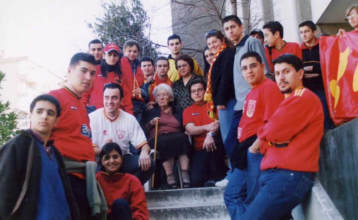 Galatasaray’ın Annesi, Ali Sami Yen Bey’in rahmetli eşi Fahriye Yen Hanım ziyaretleri. #birzamanlar #AnnelerGünü