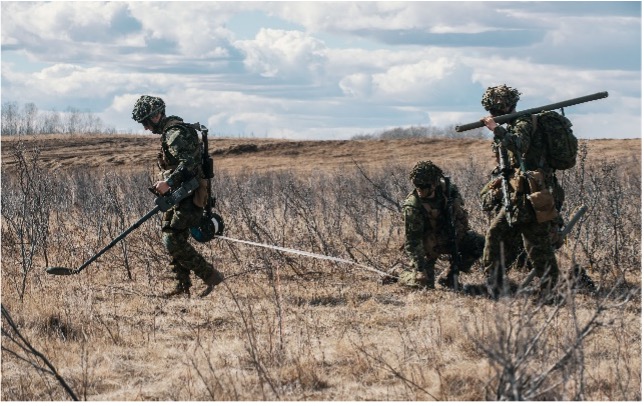 Breaking through modern minefields in Ukraine requires cutting-edge solutions. Discover how Canadian innovators are answering the call. #Innovation #DefenceIDEaS

vanguardcanada.com/seeking-a-mode…