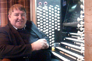 Don't miss this Sunday's organ recital on May 19th featuring the incredible Ian Tracey, our Cathedral Organist! 🎹 Join us for a mesmerizing performance as Ian Tracey takes us on a musical journey with pieces by Soler, Franck, Jongen, and Dubois.