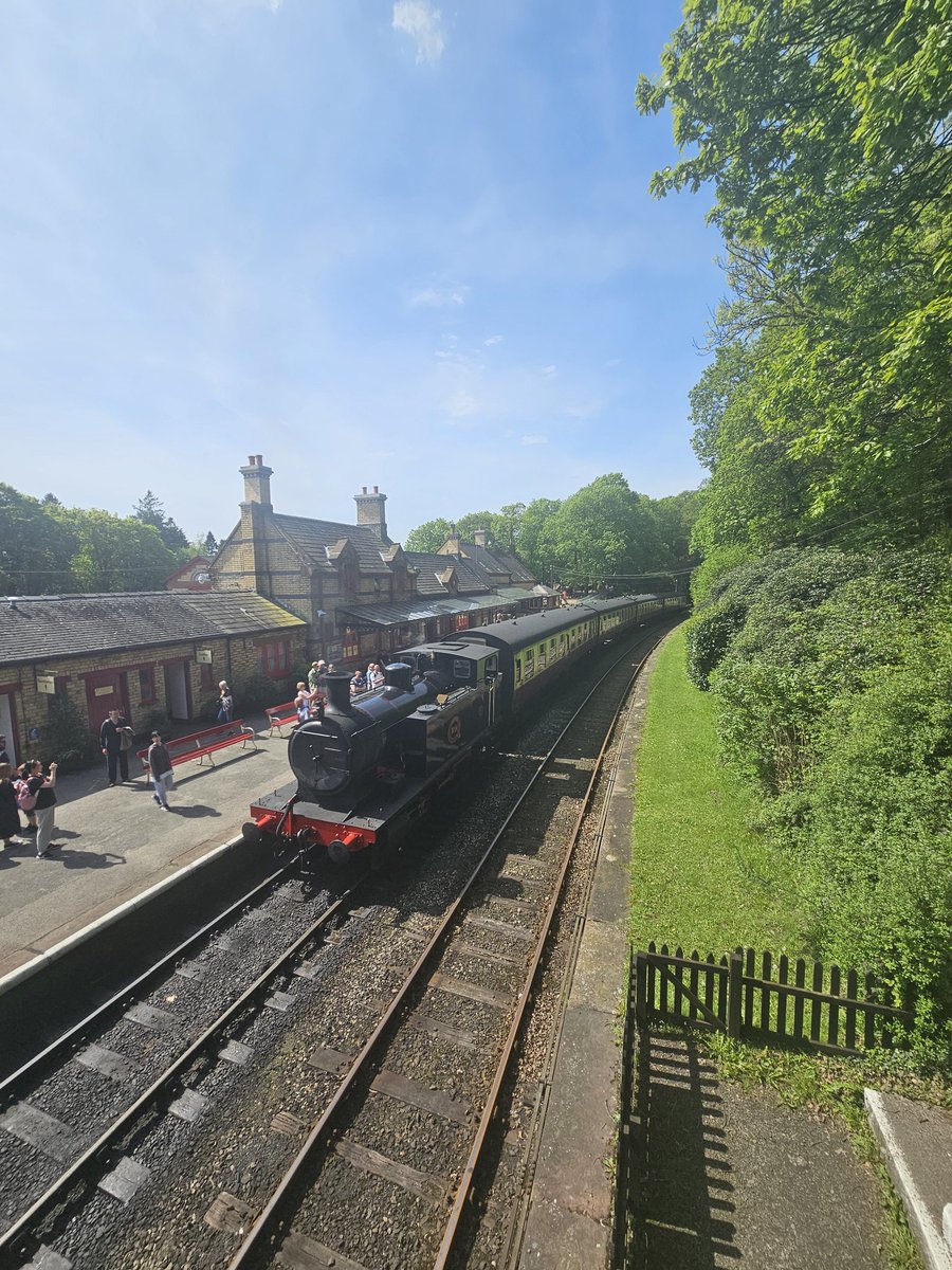 _Leesa_74's tweet image. Doing something abit different to hiking today 
#choochoo
#LakeDistrict