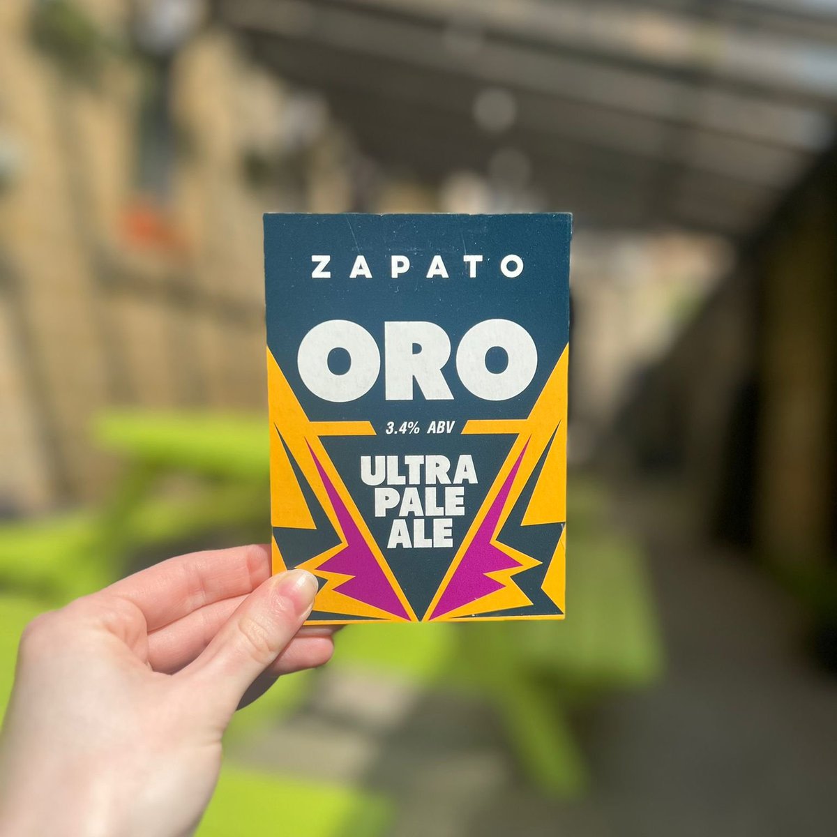 We've got Zapato Oro on today for the Huddersfield Giants game at 8pm but not just that we've also got Anais making some tasty bar snacks which you can either enjoy before you go to the game or even take with you! Come down for the sun, a pint of Oro & a tasty bar snack today