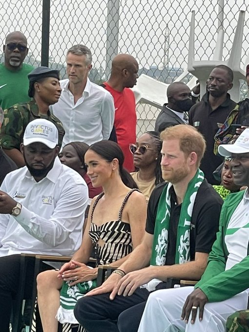 Harry and Meghan begin their 2nd day in 🇳🇬💚 #HarryandMeghaninNigeria