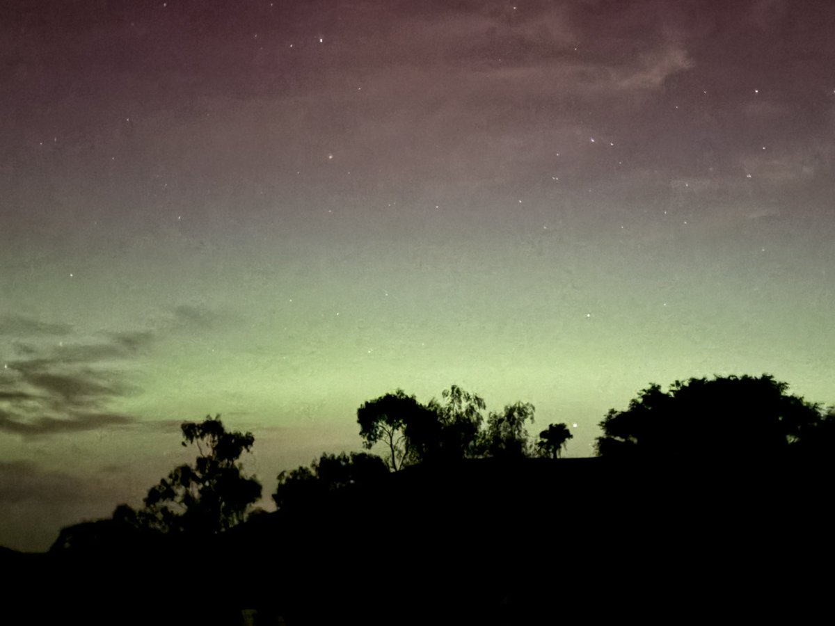 Spectacular light show over Glenburn for the last half hour.