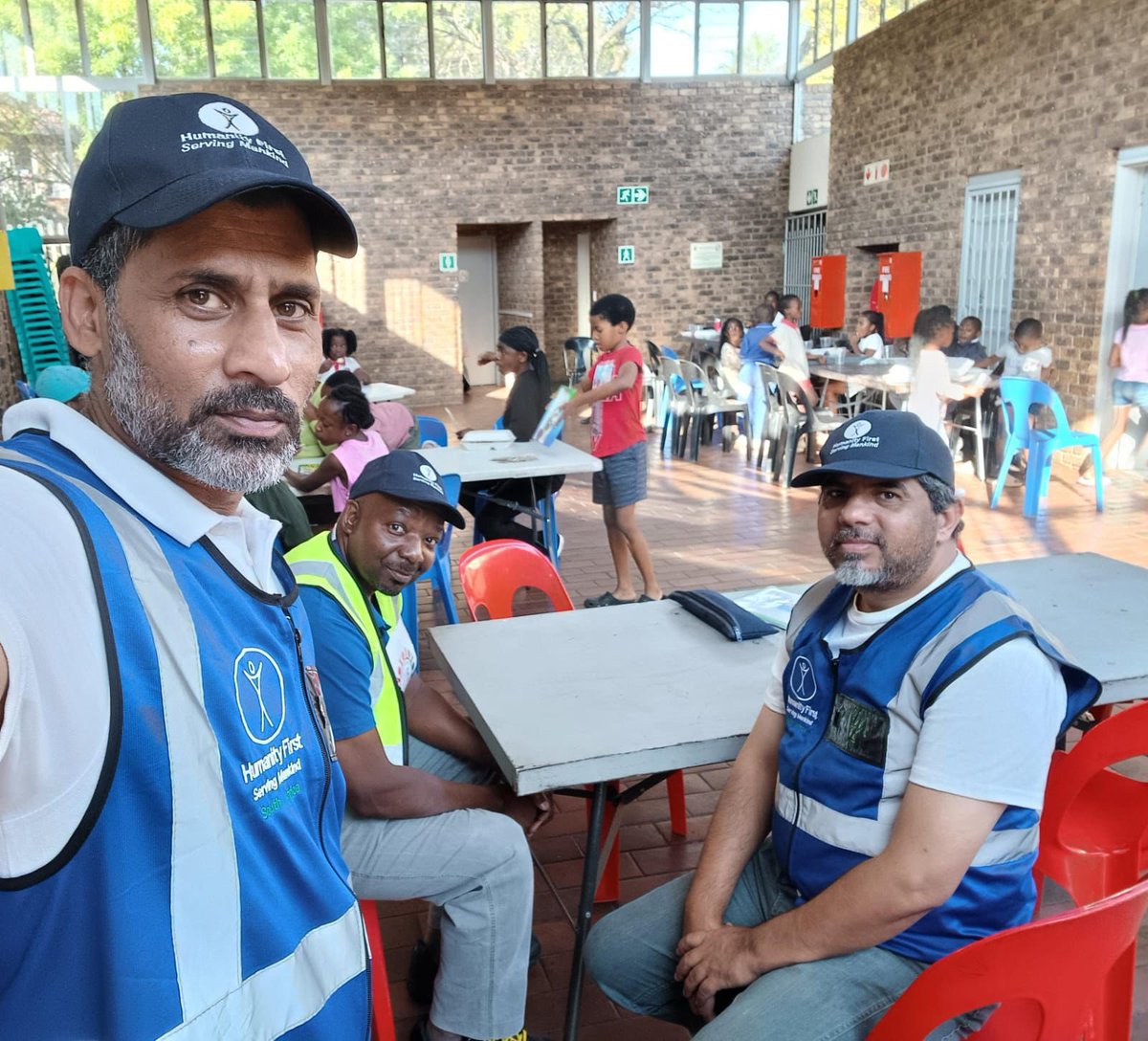 Our @humanityfirstZA volunteers have been serving meals in Cape Town an Johannesburg in #SouthAfrica today as part of #HFDay24
