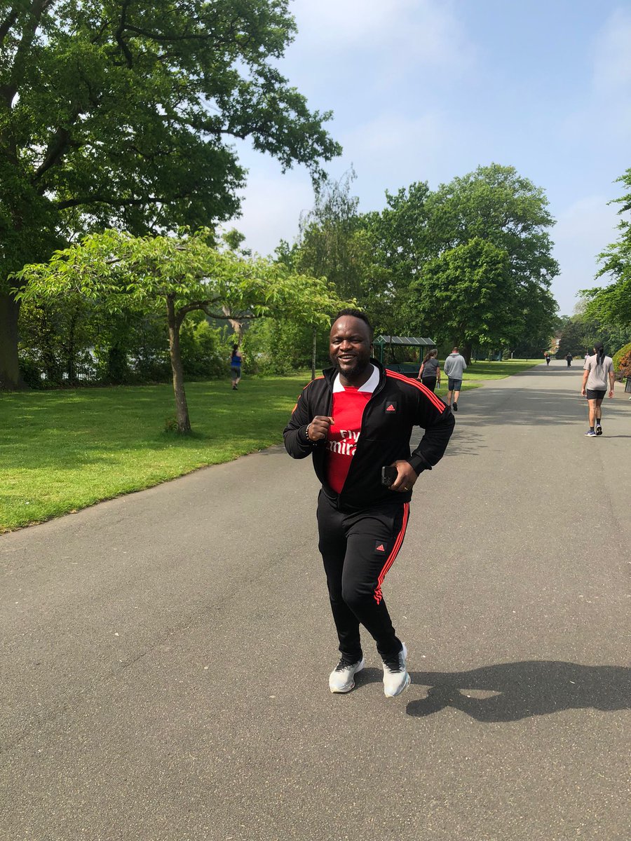 Valentines parkrun celebrated international nurses day today. NELFT Executive Chief Nurse joined and thanked all the nurses working day & night 7 days a week 365 days a year for their hard work. He also completed 5k @wmakala @NELFT @JacquiVanRossum @CrayonCW @KeileyGardner