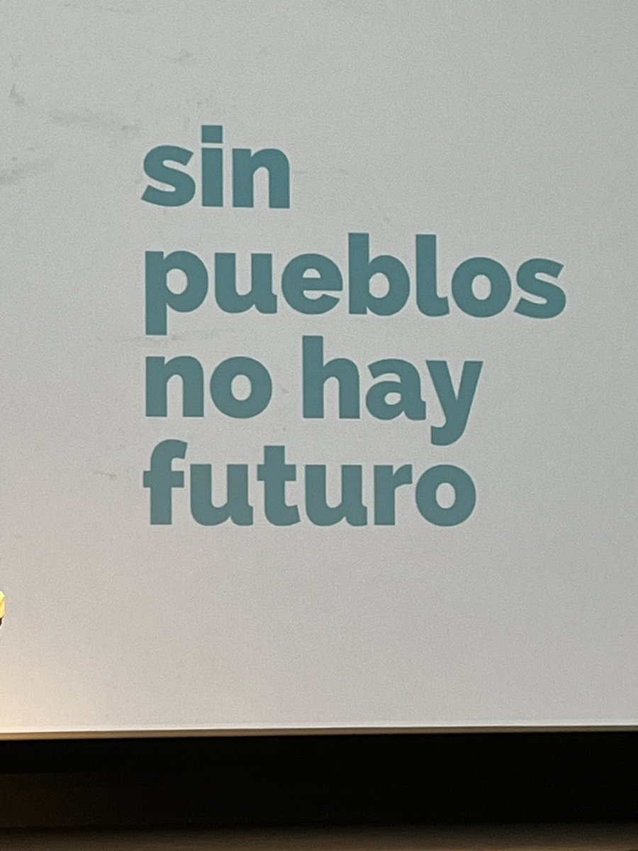 Javilluercas's tweet photo. Muy feliz y orgulloso de poder aportar nuestra experiencia del geoparque en la Asamblea General de la Red Española de Desarrollo Rural.
Más de 200 grupos de toda España compartiendo y cooperando para mejorar nuestros territorios
#SinPueblosNoHayfuturo
#REDR https://t.co/qTGhwFNFId