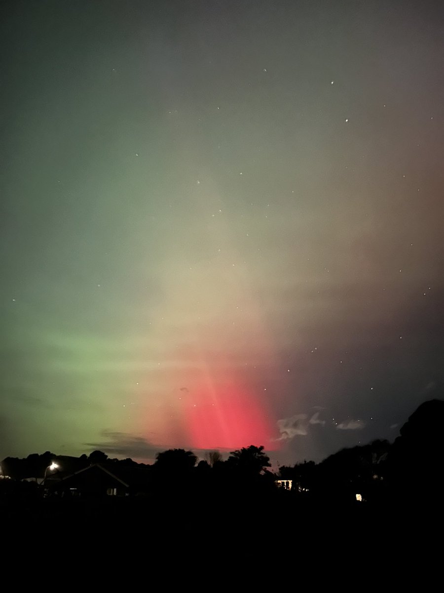 KurtdJ's tweet photo. @LynnSosnoskie The same down here Tasmania 40° South. https://t.co/vQK4I7pNwA