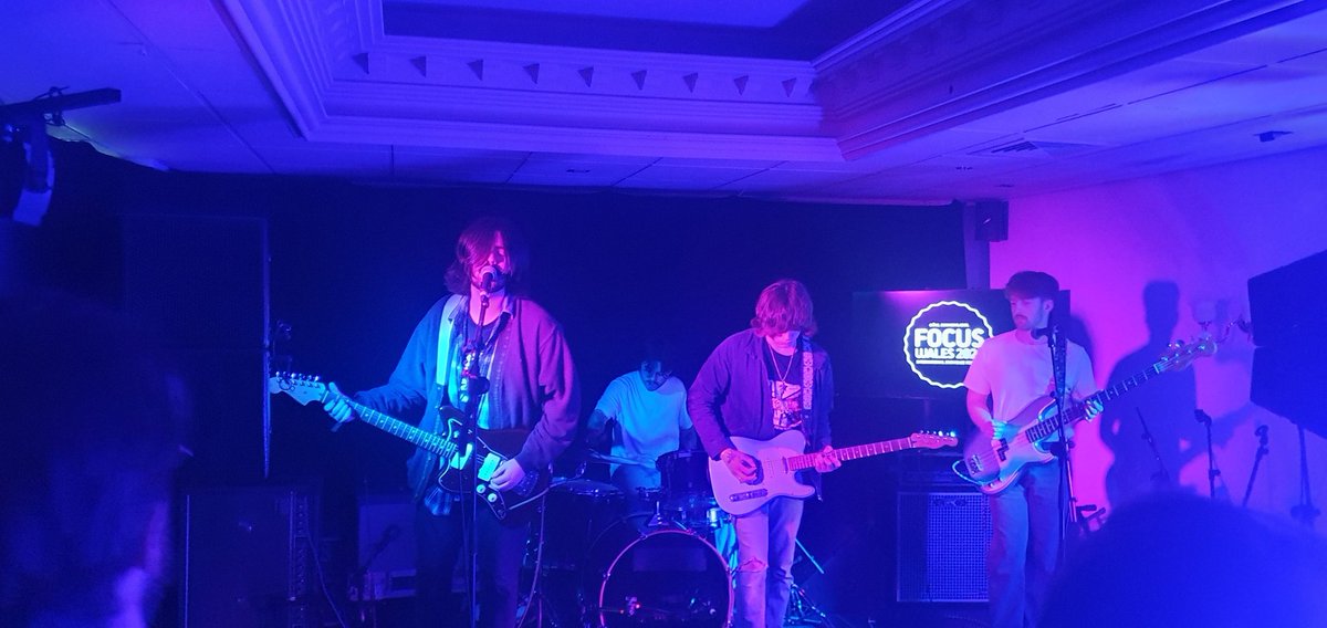 Huge thanks to everyone who came out to watch our set at @FocusWales Wrexham 🏴󠁧󠁢󠁷󠁬󠁳󠁿 We even spotted @JohnKennedy in the crowd! 👊 Our brand new single 'Tide' is out now on all streaming platforms via @yrwyddfarecords Snowdonia 🏴󠁧󠁢󠁷󠁬󠁳󠁿 Listen 👇 open.spotify.com/track/71Uyscbw…