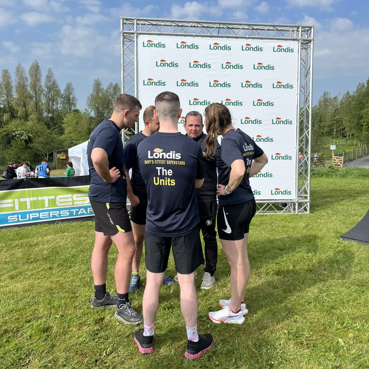 Only 3 teams left to race. 🏁 If you’ve yet to donate click that link below to support the teams and Irish Hospice Foundation🙌

idonate.ie/event/davysfit…