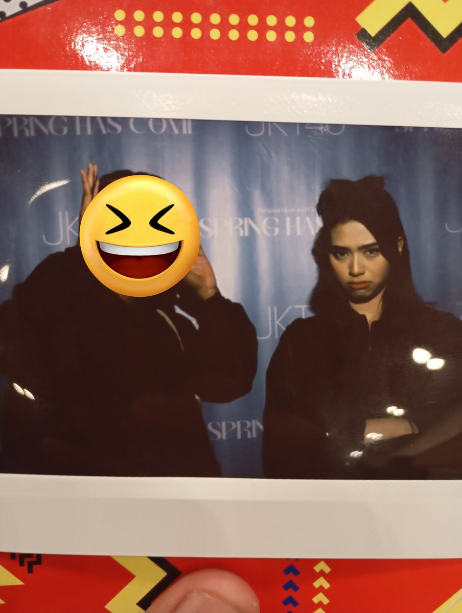 Ditz13_'s tweet photo. Haiii kathhh, 
This is my first 2s &amp; M&amp;G, 
Thanks yah atas kerja keras mu selama event ini berlangsung, kamu lucu bangettt, aku bersyukur bgt bisa 2s ama kamuu makasih yahhhh
#JKT48SpringHasCome https://t.co/LTd13xUCKX