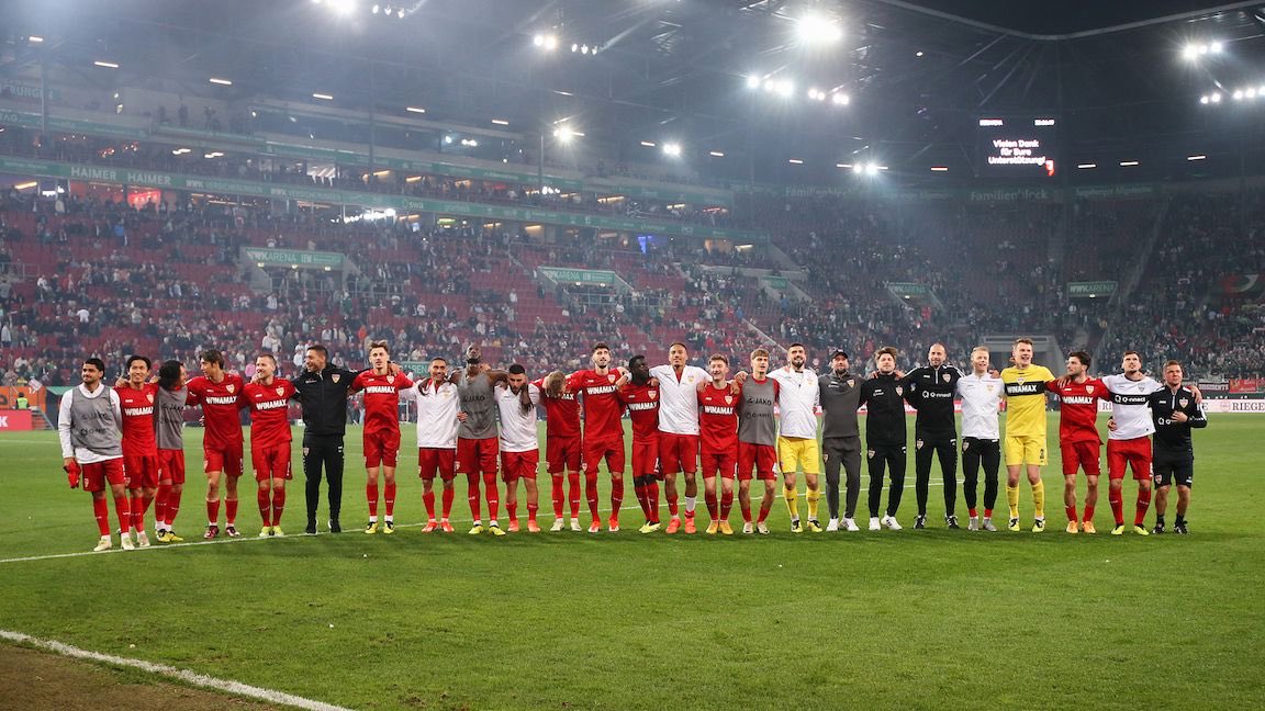 Ich bin einfach nurnoch glücklich diese unfassbare 70 Punkte 🤯 Saison erlebt zu haben.

Diese Mannschaft, dieser Teamspirit und dieses Trainerteam sind das Beste, was ich bisher beim #VfB erleben durfte 🌟!

Und egal was die nächsten Jahre kommt, das kann uns keiner wegnehmen.