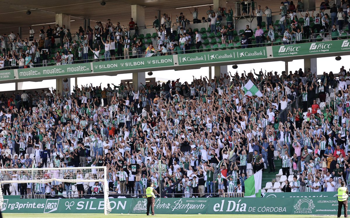 🗣️ Que vuestra voz sea nuestro aliento ⚽💚 #JuntosSomosMásFuertes 💪