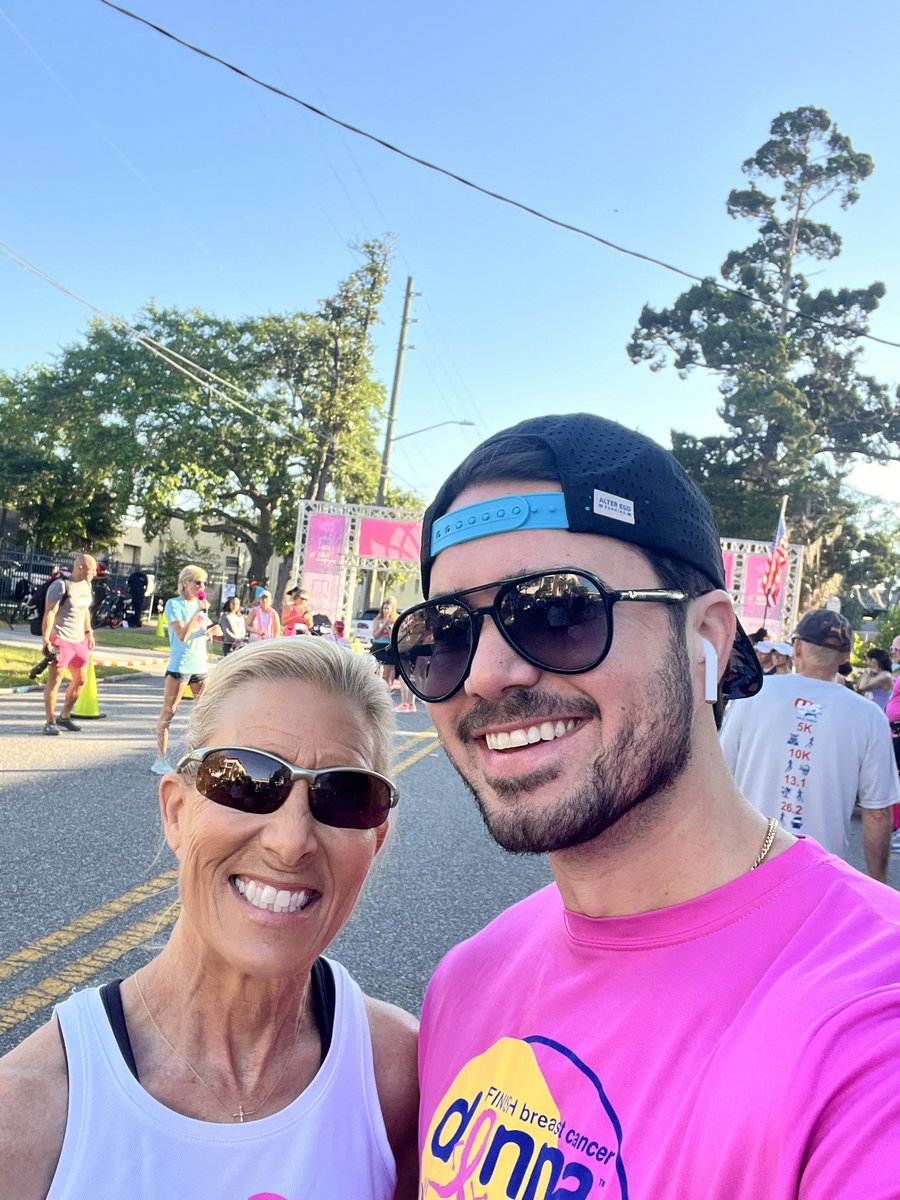 DONNA Mother’s Day 5k with my favorite son @Drew_Hicken 🏃‍♀️🏃🏻‍♂️🏃🏽