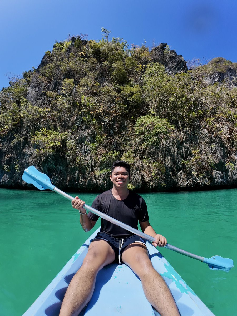 It’s my first time kayaking and it didn't stop me from exploring the big and small lagoons of El Nido! Every paddle stroke unveils breathtaking views through natural rock formations and crystal-clear waters.