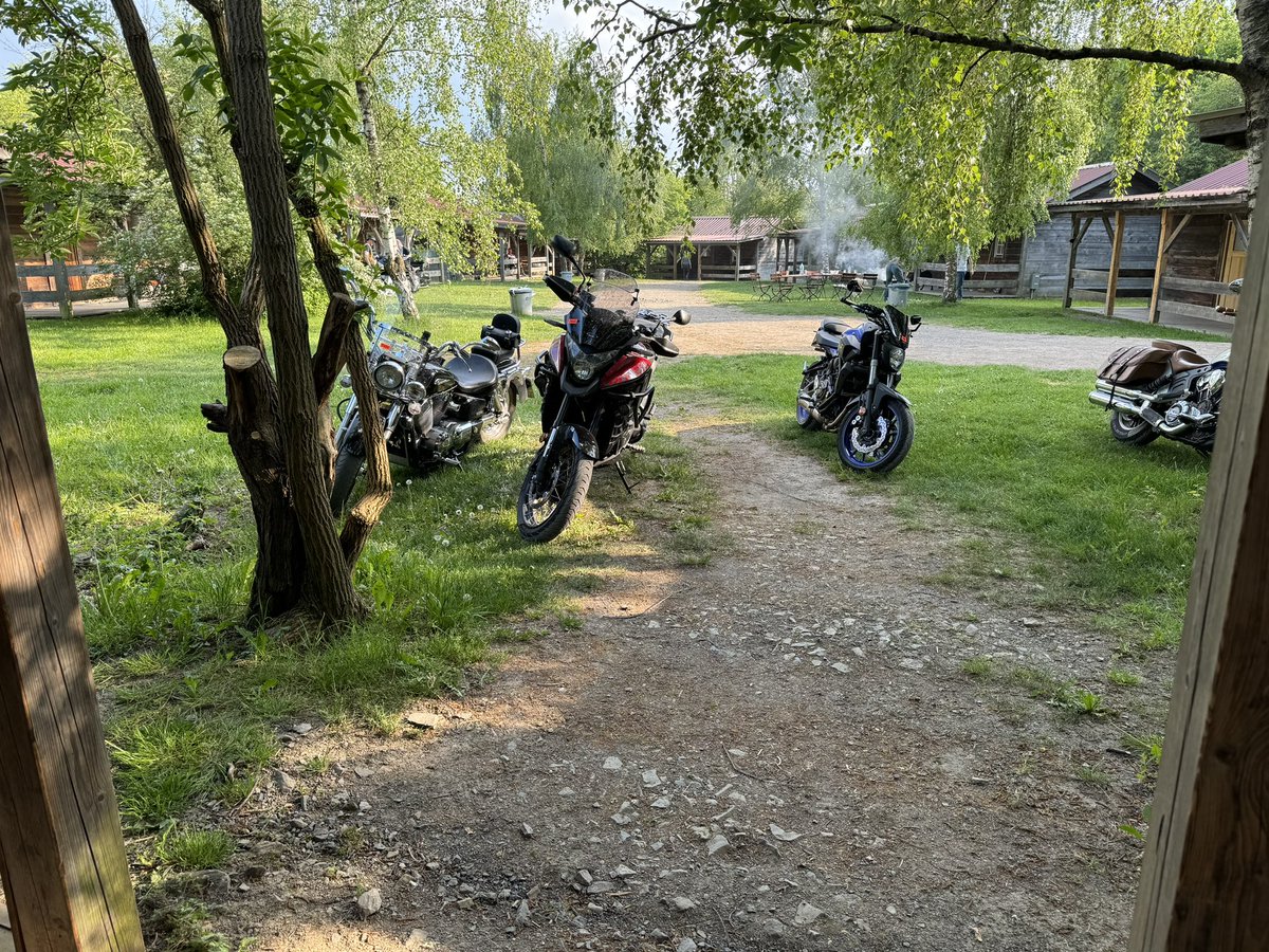 Bin seit Donnerstag wieder mit meinem Papa und Onkel wieder im Harz unterwegs. Haben dieses Jahr wieder ein Ranchhaus und machen von hier Tagestouren 🏍️☀️