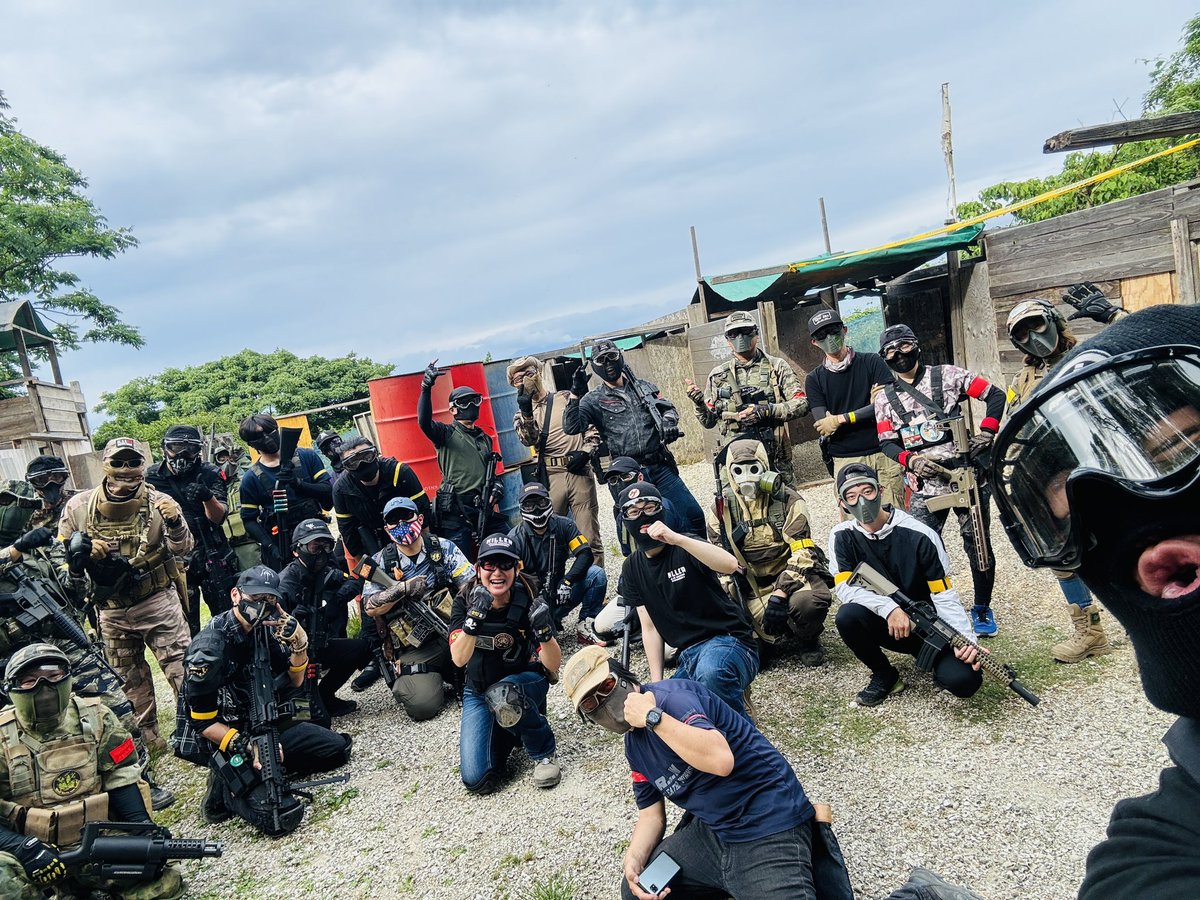 BossGerira's tweet image. 鹿児島県DRAGOON３周年イベント1日目開始。最高のサバゲ日和DEATH😊イベント盛り上がってます。楽しい仲間たちでいっぱいですね！明日の10禁サバゲもよろしくお願いいたしますー！　#DRAGOON