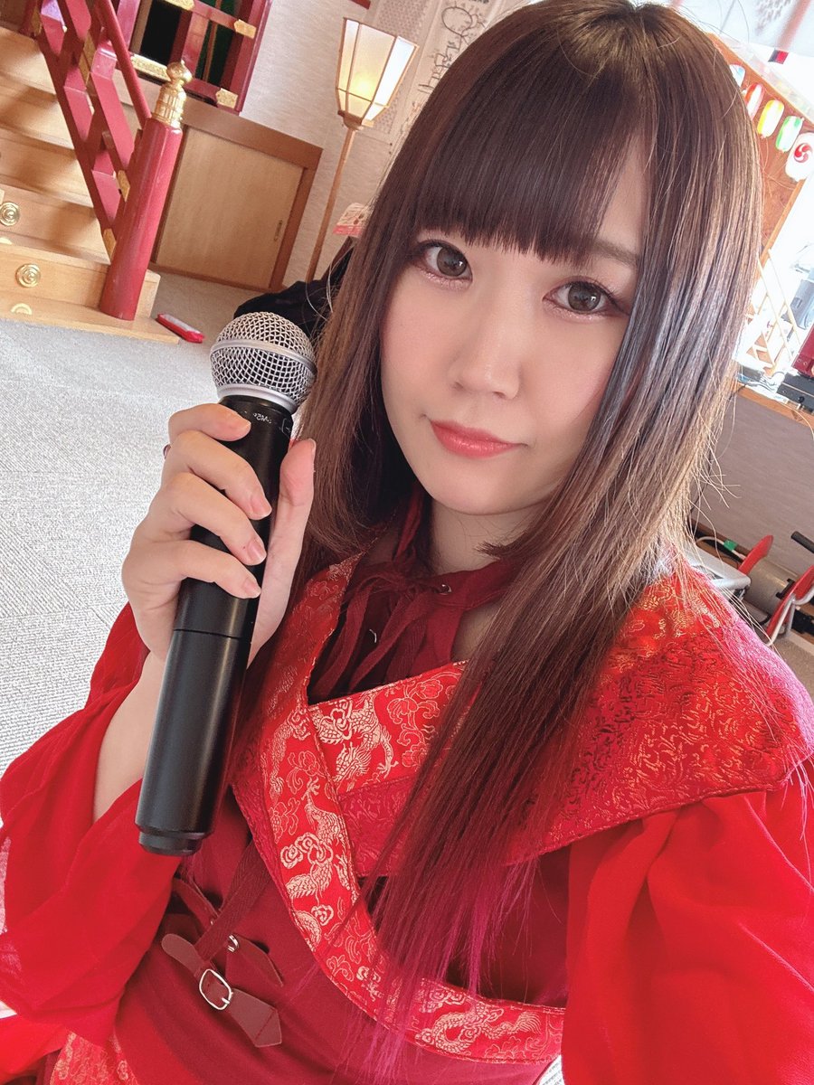 Tipsy946mai's tweet photo. さくら詣ありがとうございました！！
酔いどれさんいっぱい来てくれた！嬉し🩷
皆一緒に踊ってくれてありがとう🥰

少し肌寒かったから風邪ひかないようにねー！
次はぴっぴ生誕焼肉大会でお会いしましょう🥩🔥 https://t.co/oAtpti6yOZ