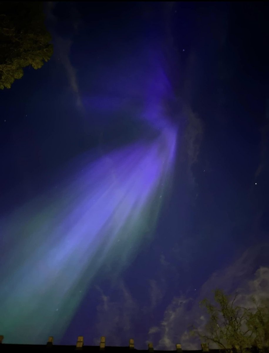 Aurora Borealis semalam
📍Norway