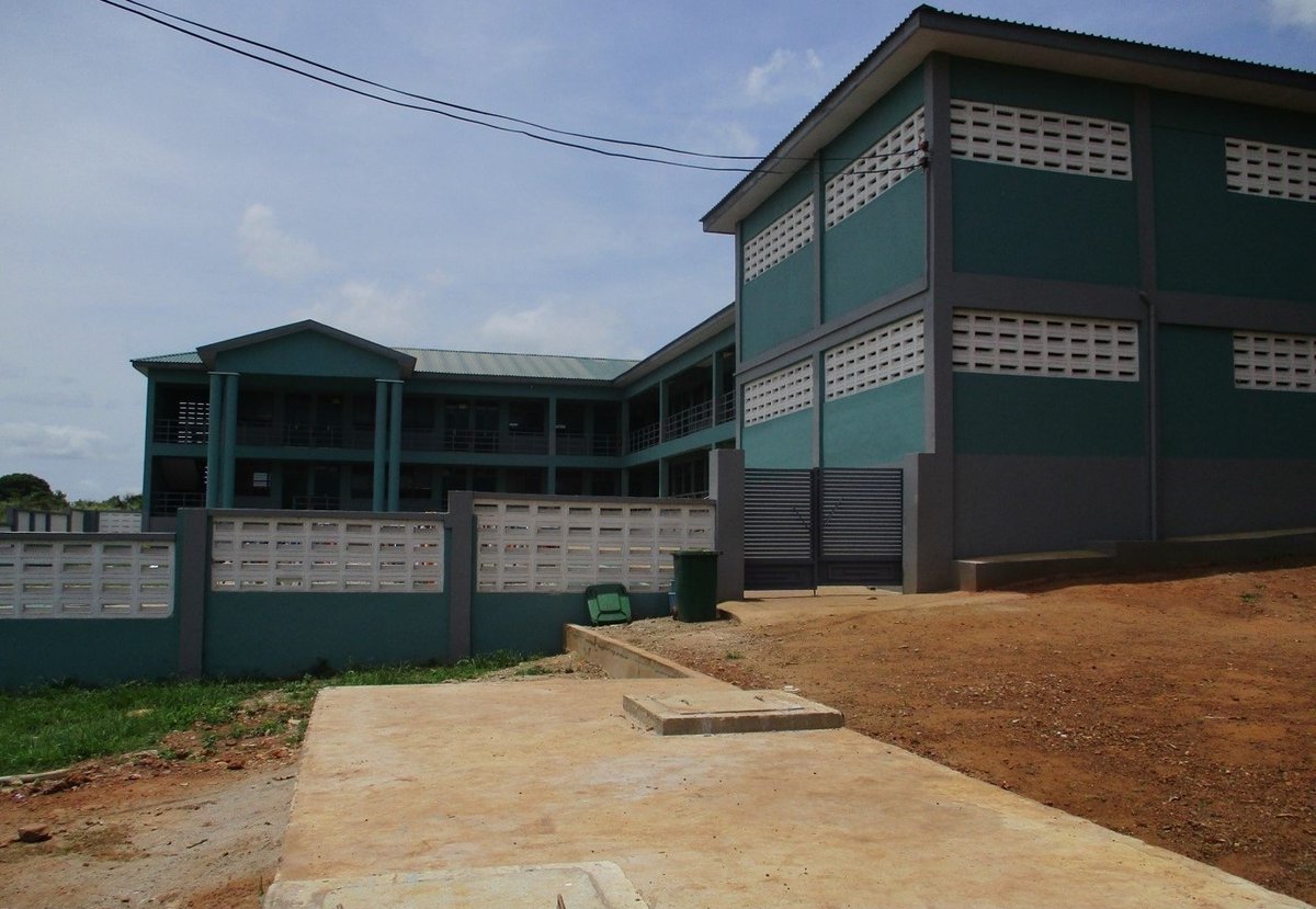 Category: Boarding Facilities & Educational Infrastructure
Title: Boys' Dormitory Block at Kwahu Tafo SHS
Beneficiary: Students of Kwahu Tafo SHS
Location: Eastern, Kwahu East District, Kwahu Tafo
Source: Ministry of Education

#PerformanceTracker
#GhanaIsWorkingAgain
#BreakThe8