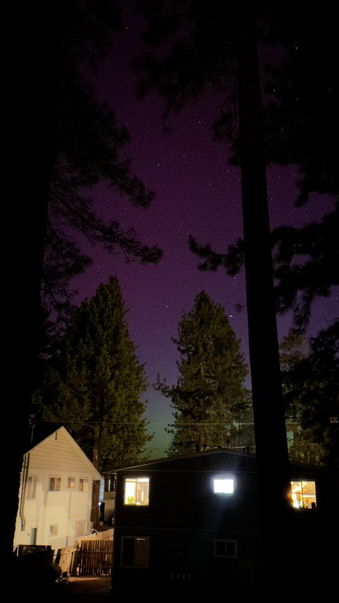 @TahoeVibe From my back porch in South Lake Tahoe 🤩