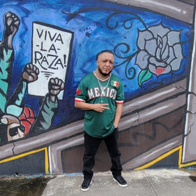 C2six tweet media