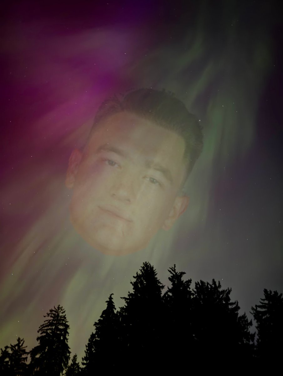 nhlspotlight's tweet photo. Zadorov Borealis

#canucks https://t.co/yo77t7ZENE