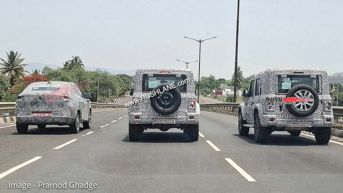 Mahindra Thar Armada And Tata Curvv Spied Together Near Satara dlvr.it/T6kDyr