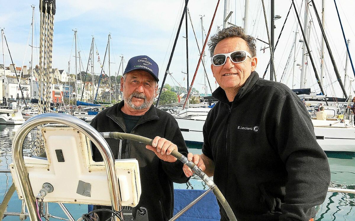 Parmi les 59 bateaux qui ont quitté Morlaix mercredi dans le cadre du Tresco Trophée, on trouve le Licorne IV. À la barre : Marcel Maltret. Après 20 participations à cette course, il passe symboliquement le relais à son équiper Ronan Le Gall.
➡️ go.letelegramme.fr/Vjky