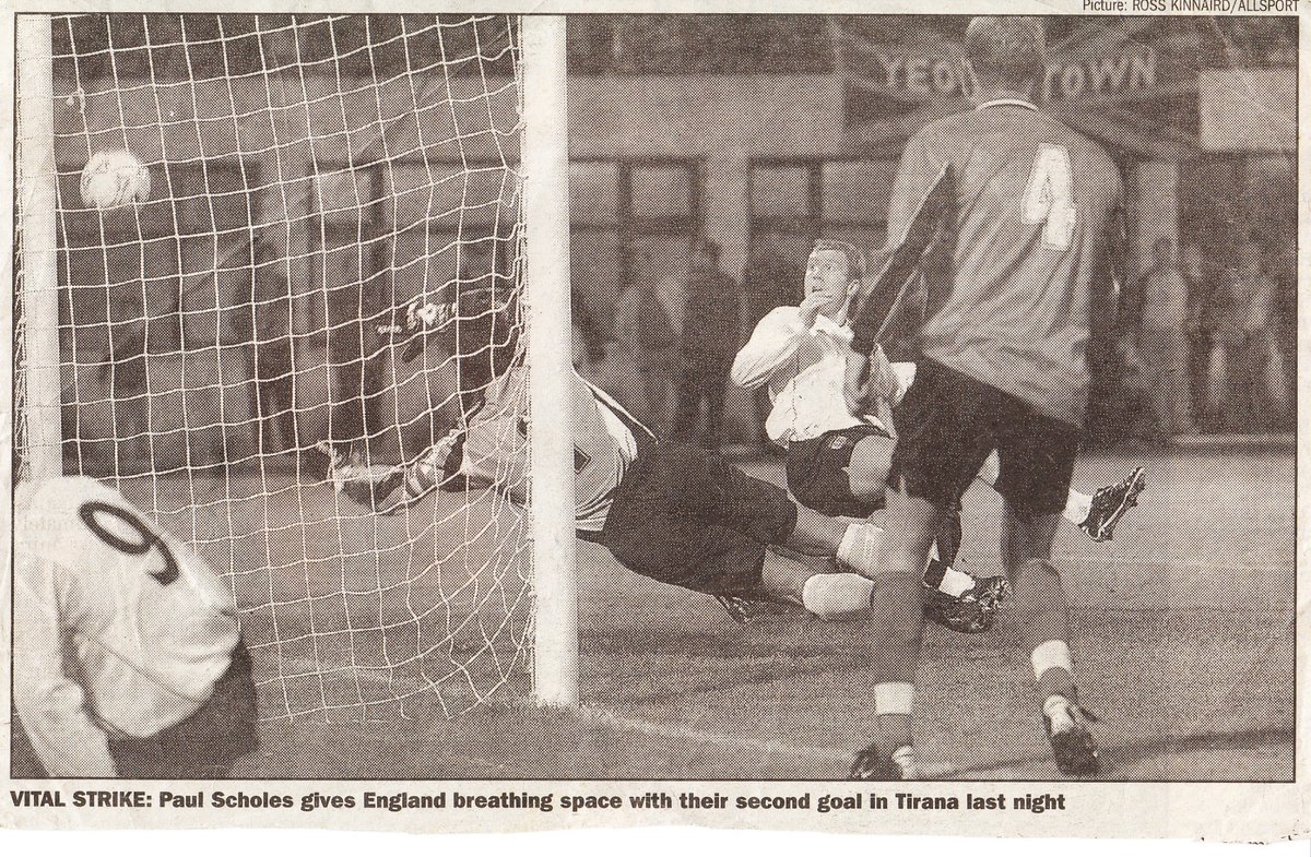 Found this scan on an old computer with the Yeovil flag in background @gloverscast Think the owner was a Chris Johnson? Always would look out for it at England (A) games. Anyone know if he still goes? #ytfc