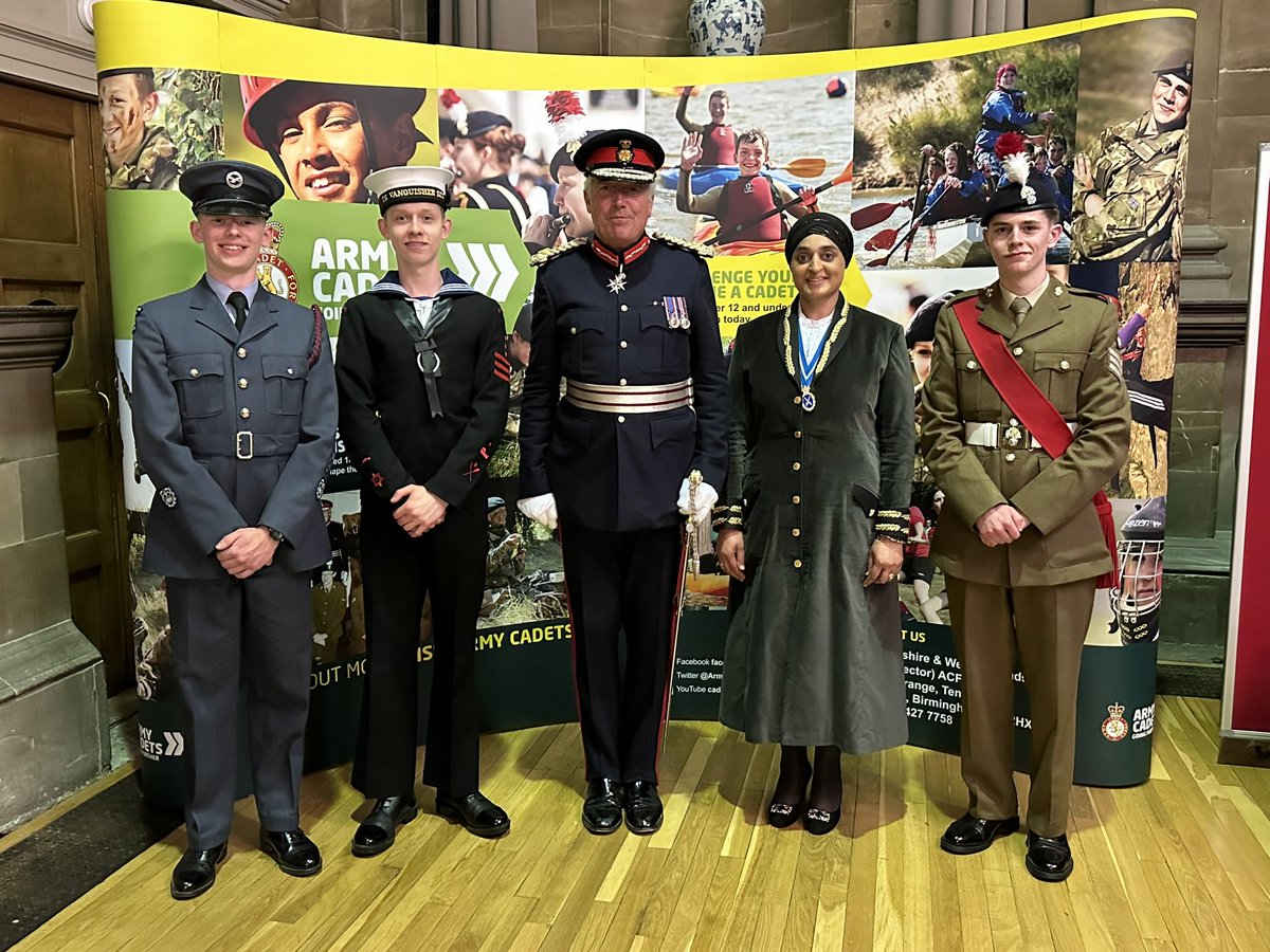 A wonderful evening at #theshirehall for His Majesty’s Lord Lieutenant #cadets Investiture. Presentations were made for outstanding contributions to armed services and the current Lord Lieutenant Cadets followed by the #investiture for the incoming from #seacadetcorps…