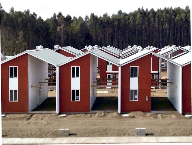 In fact it reminds of Elemental’s infill housing in Chile where the gaps left were designed to be filled in with additional rooms as families grow