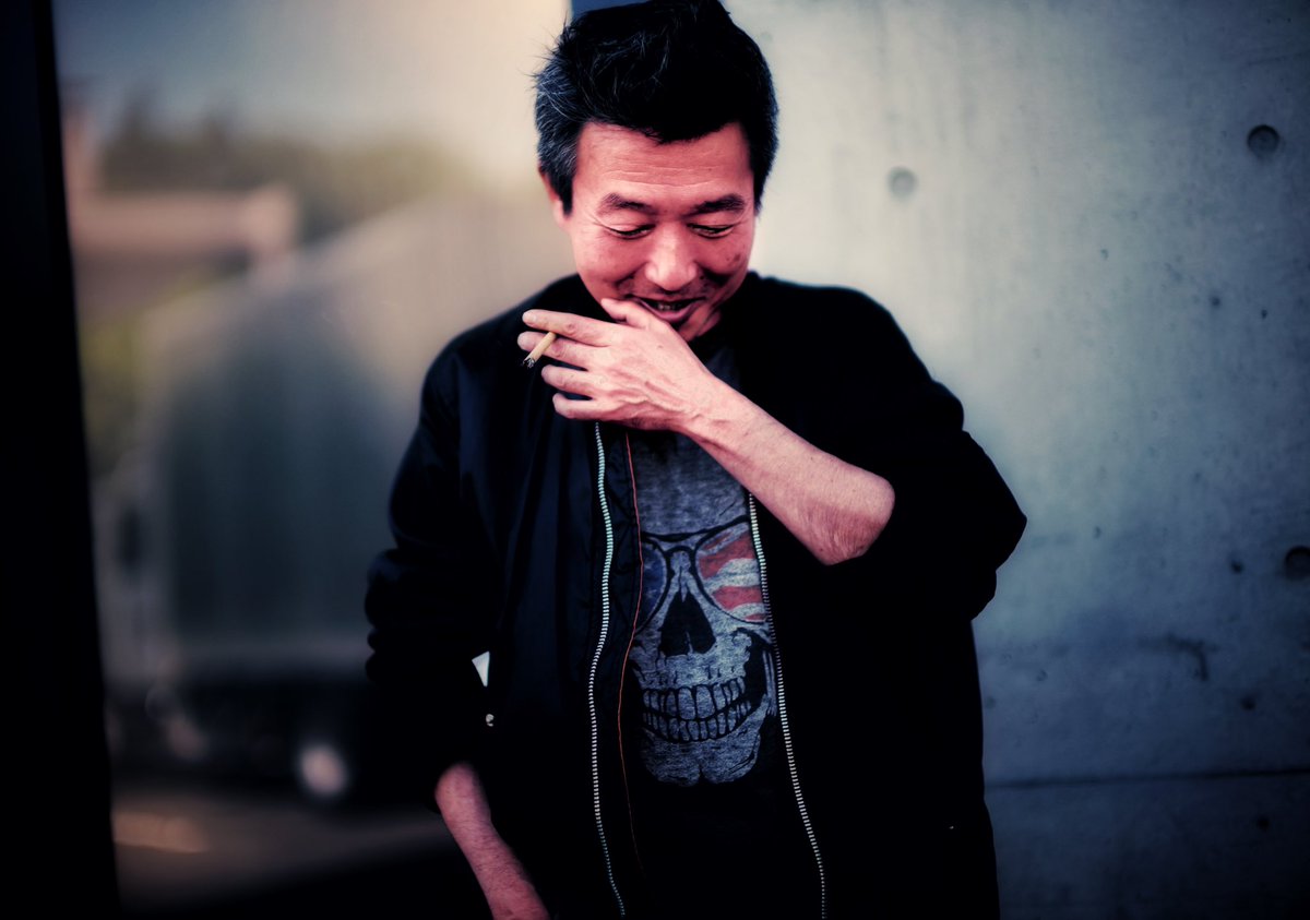 J_OKADA_AISTON's tweet photo. スタースタッフ、山本透。
今回は監督もお願いしているが、
数々の大監督に愛されるスターチーフ助監督。

役者や各部署の準備をふまえ
撮影を成立させるには？
すべての最善を叩き出す男。
確実に言えるのは
彼がいなければ「イクサガミ」は流れていた。
イクサガミの救世主。 https://t.co/lfibr3DDQ9