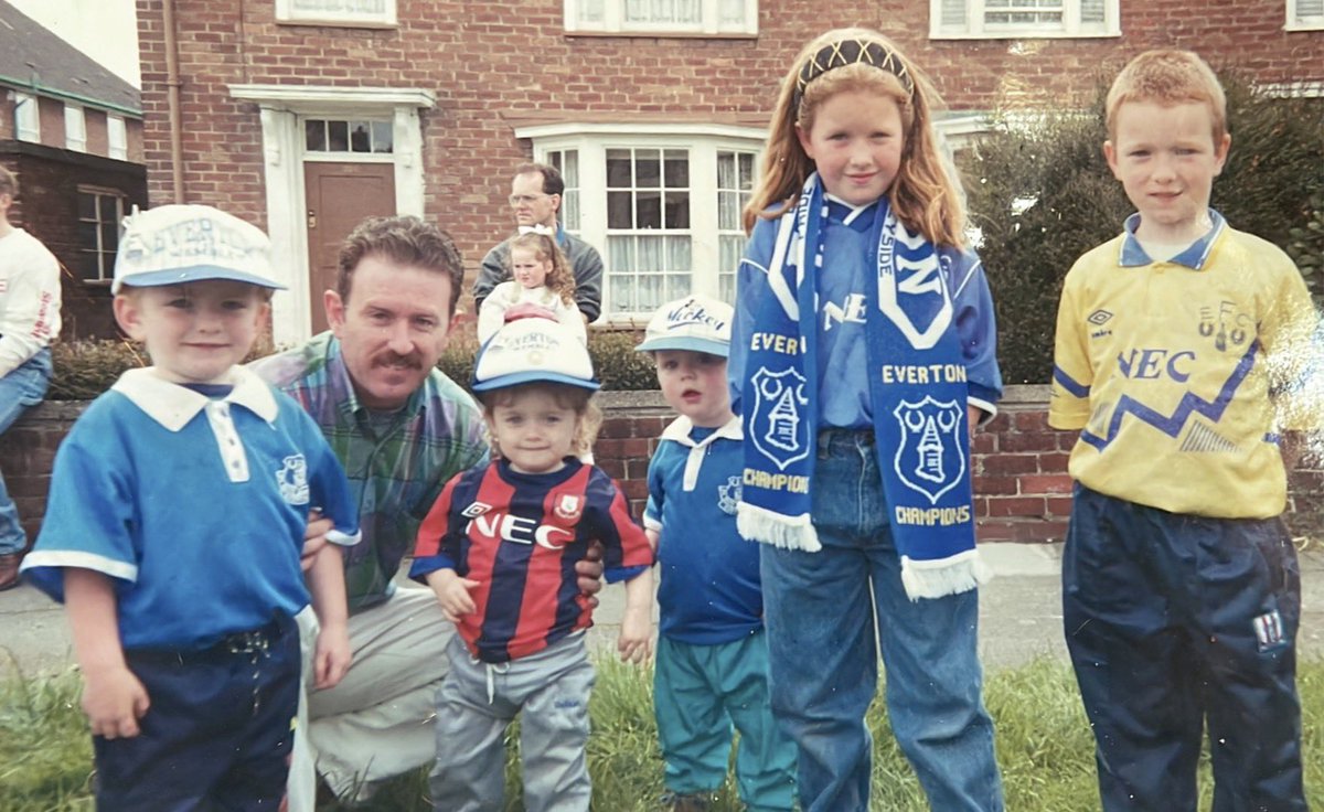 Evertonians | ‘95 Photo @jen_efc