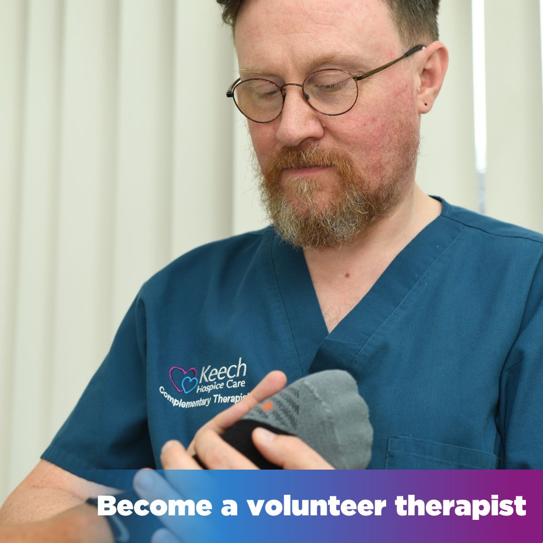 Our complementary therapists support our patients and their loved ones with a range of complementary therapies. 💆‍♀️ If you have a nationally recognised qualification in complementary therapies and would love to give something back, volunteer! ➡ bit.ly/volunteerscare…