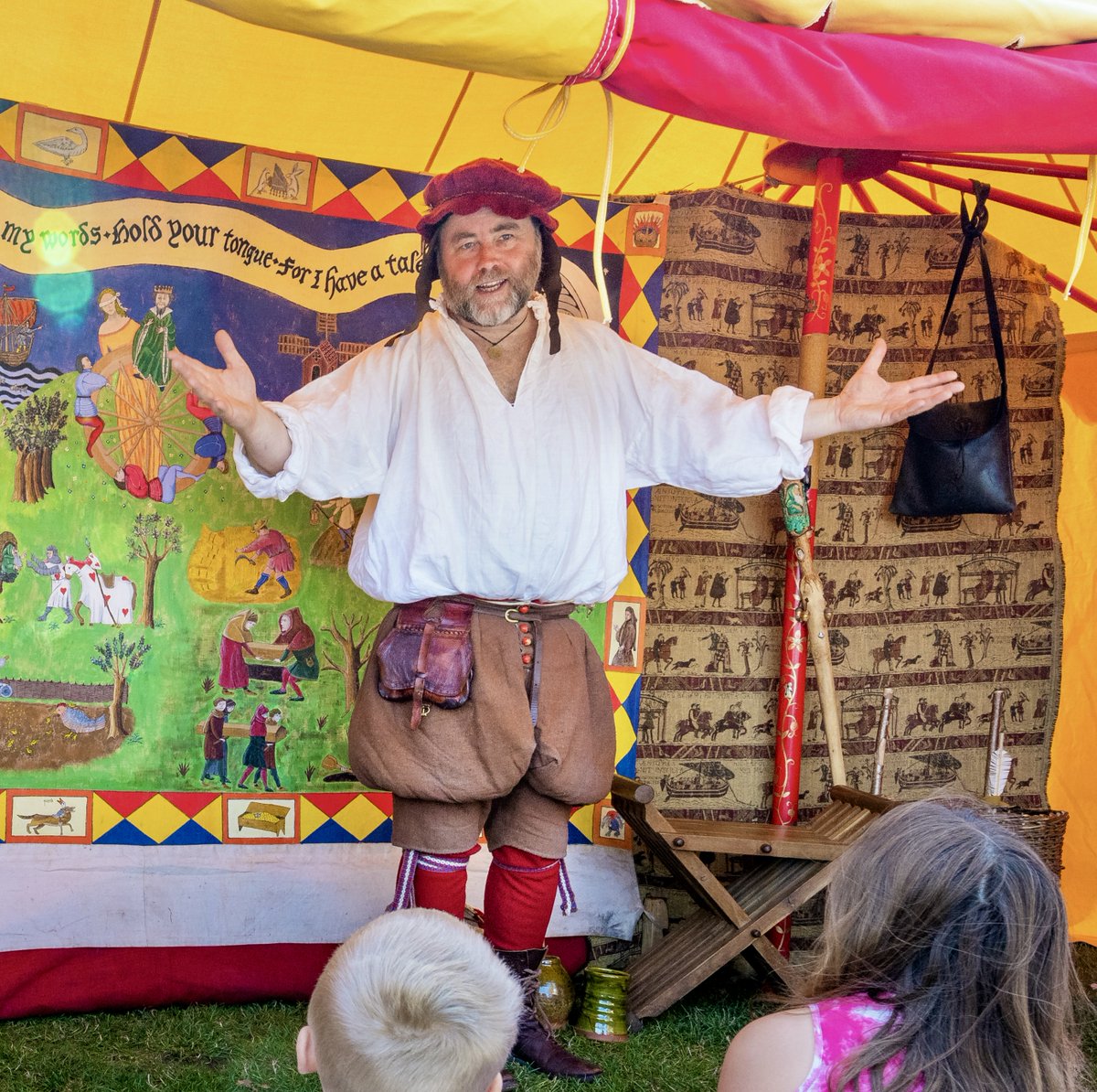 Gather round for a telling of tall Tudor tales & foul fabrications in a manner most uncommon for these times, but once enjoyed by all goodwives and honest jacks. #ElizabethanFayre 📅 Saturday 8 June ⏰ 11am – 5pm Take a look at what's on orlo.uk/8d41m @theyarnsmith